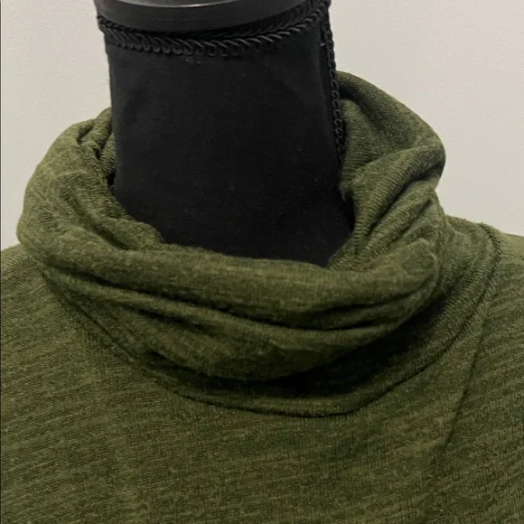 Forest Green Cowl Neck Women's Sweater Stitch Fix - Picture 4 of 6